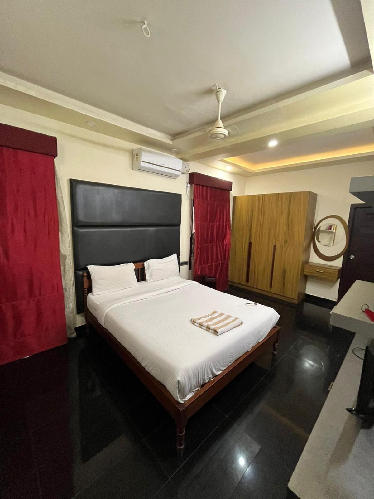 Jackroot Heritage Athirappilly Leilighet Kallana Rom bilde